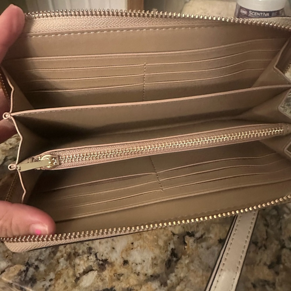 Coach Wristlet Wallet - Picture 4 of 4